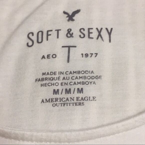 ✨HP✨A&E Long Sleeve Floral Embroidered Top✨ - Picture 5 of 5